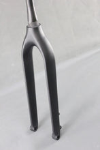 Load image into Gallery viewer, 29er or 27.5 DCB R100 RDO Style Carbon Fork 15x100 - DIY Carbon Bikes