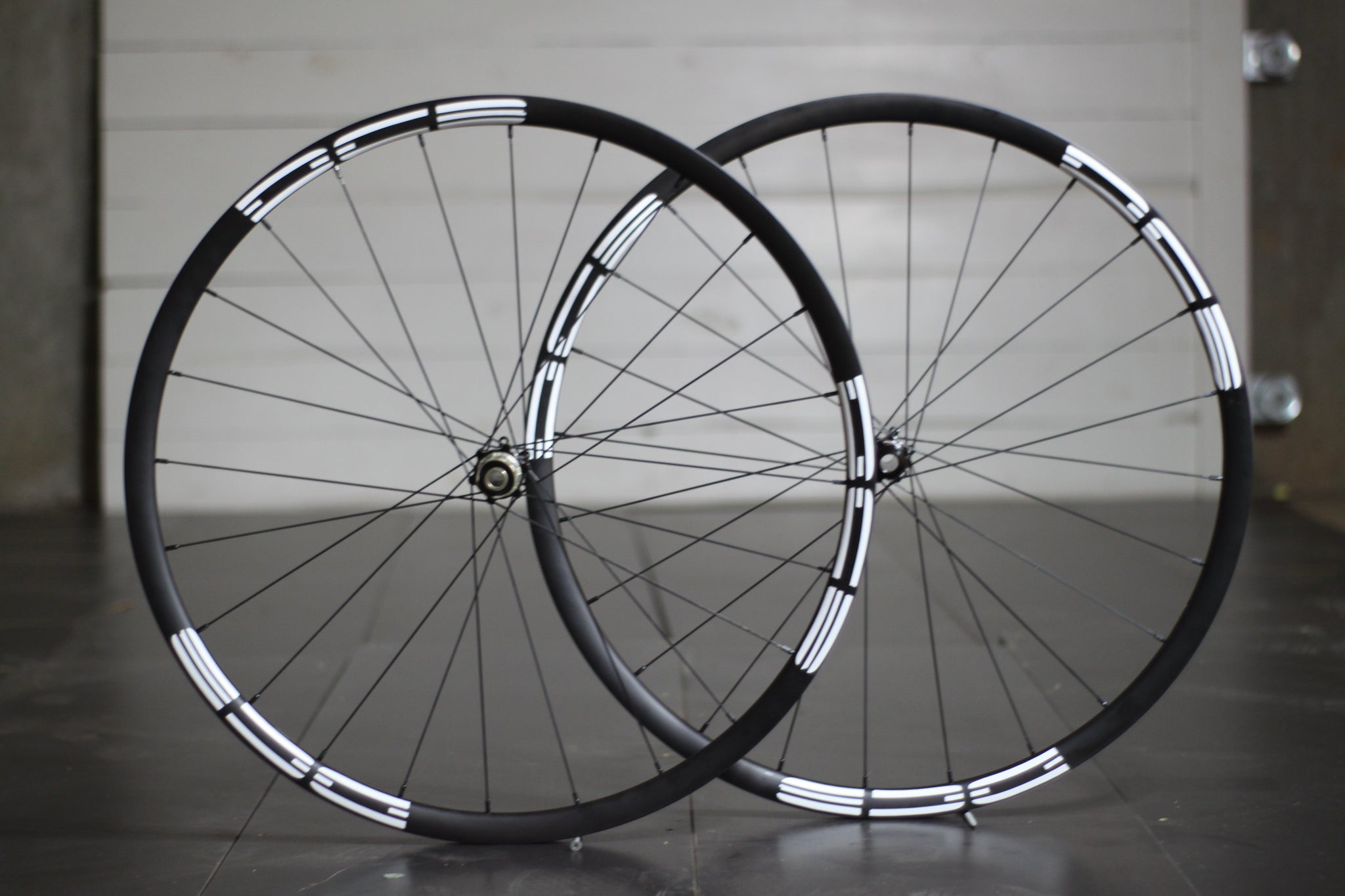 Mtb wheelset clearance 29 carbon